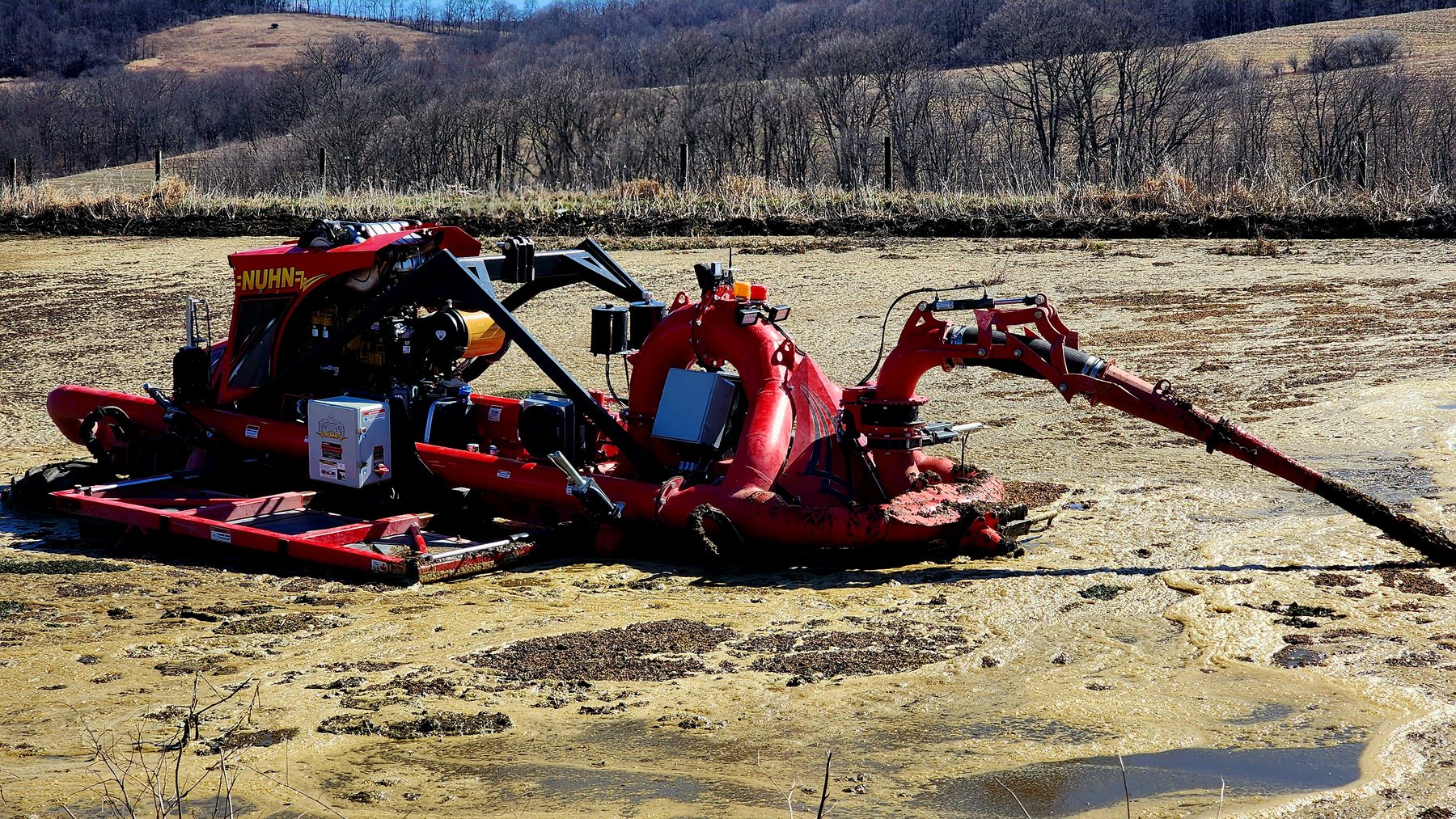 The Lagoon Crawler working a farm manure lagoon at Friedens, Pennsylvania